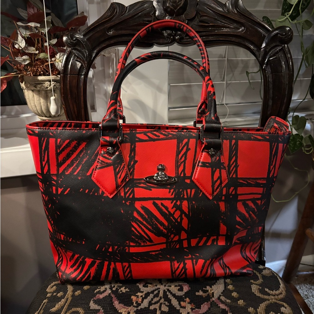 RARE Vivienne Westwood Vegan Leather ANGLOMANIA Tote Bag.
